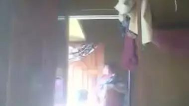 Desi guy having fun with Aunty