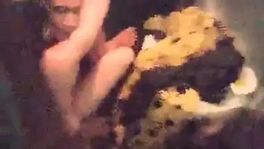 Pervert records desi aunty sex MMS secretly