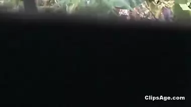 Just a cute desi aunty in the bath tub on XXX