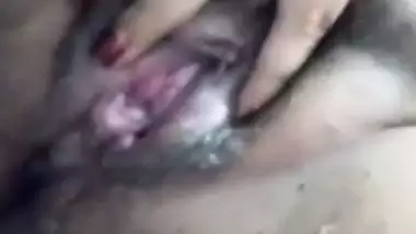 Busty milf strips and shows her hairy pussy in xxx MMS