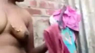 Local blouse strip show