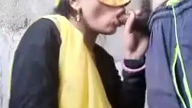 Anjubhabhi pissing outdoor and giving blowjob