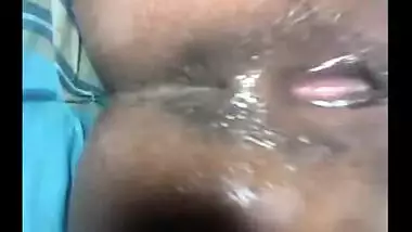 Indian bhabhi’s sex with her neighbor