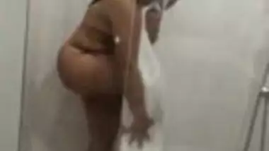 Desi Damm Sexy Big Ass Chubby Latina wife shower 