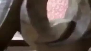 Sexy slim desi girl cleaned pussy fucking hot