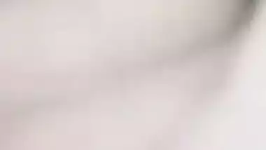 Desi Muslim girl shows boobs and pussy on video call