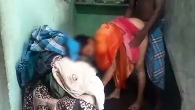 Tamil Priya Aunty Bathroom Sex