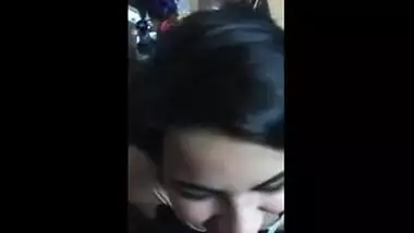 Desi Indian teen girlfriend gives awesome blowjob