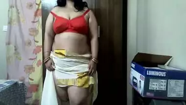 Indian Step Mom Moaning And Fucking Hard By Her Customer