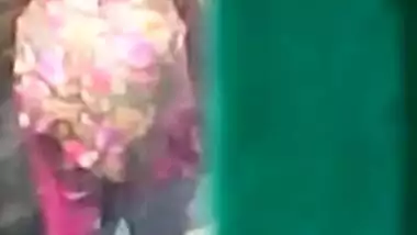 Neighbor girl bathing1