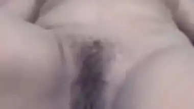 Indian love tunnel fingering MMS movie scene of a lewd wife