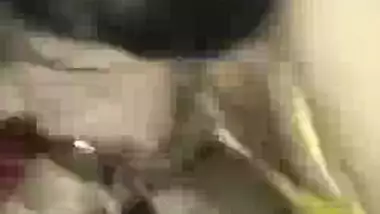 Desi blowjob MMS video with her bf in a hotel room