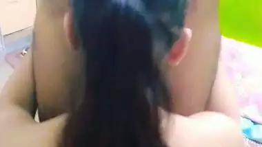 Gives a desi blowjob to her uncle for a dress