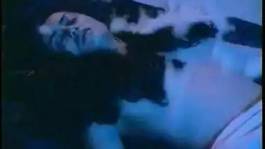 Shahrukh Khan (Non nude) sex scene