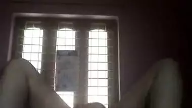 Nsughty Mallu girl naked pussy show on cam