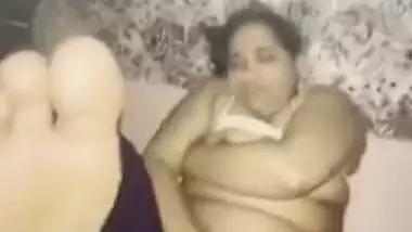 Mature Indian XXX wife have a hardcore sex with a neighbour MMS