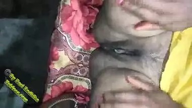 Indian Bhabhi Sex With Young Boy in Bedroom Indian Clear Hindi Audio