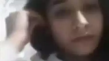 Desi girl show her boob nipple video call