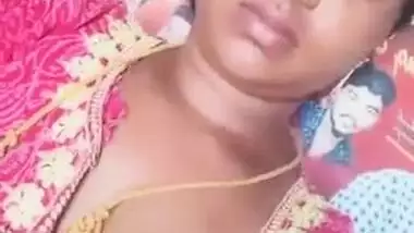 Tamil wife milk boobs topless viral clip