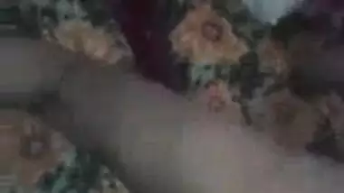 Indian couple fuck MMS video of a sexy slim hot Indian teen girl