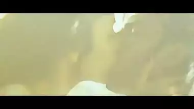 Anushka sharma kisses 