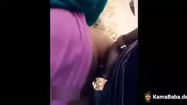 Tamil lovers car foreplay and outdoor sex