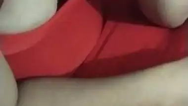 Desi bhabhi ki mast boobs dabao