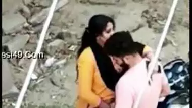 Leaked desi mms video of cheat wife fucking with her servant outdoor, caught by hubby