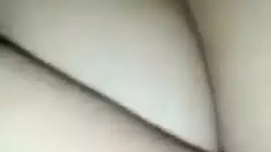 Desi cute bhabi press her boobs