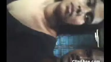 Desi aunty Kamala free porn show with a guy