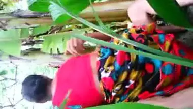 Bangla Bhabhi ki Gaon ke Khet me Jabardast Chudai