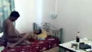 Mumbai Married Indian Couple Sex on hotcamgirls.in