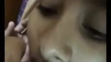 Indian cute teen girl breaking her virginity