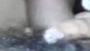 Indian Housewife Cock sucking Captured in closeup