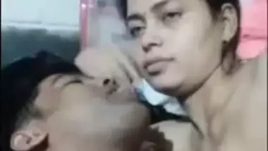 Bhabi Boob Sucked By Hubby