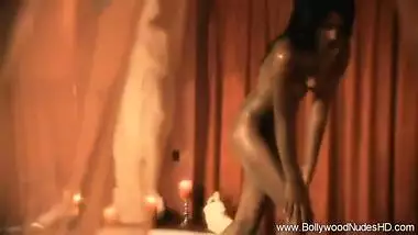 Exotic Indian Beauty Unwinds In Her Bath