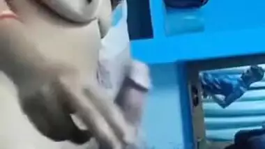 Desi Bhabi Hanjob and Fuckced (Updates)