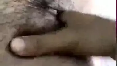 Cute Babe Licking Armpits & Gets Fingered by Hubby