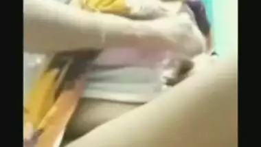 Desi girl showing her boobs and fingering pussy