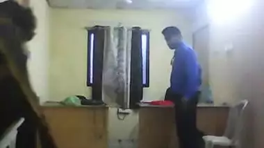 Mature bhabhi fucking by young lover in office full clip