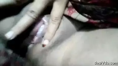 Muslim village girl showing her big boobs pussy