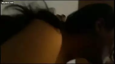 Desi bhabi giving blowjob to lover with audio mms clip in bedroom