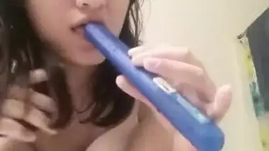 Desi Indian Rich GF Show Me Cute Pussy In Imo