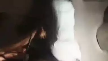 First time Indian blowjob by horny girl viral MMS