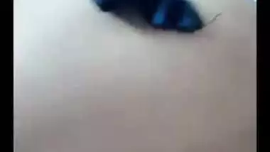 Cute bhabhi in affair with Facebook friend and nude call