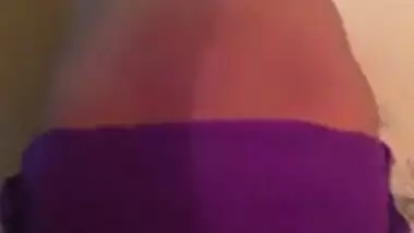 Desi Girl getting nude