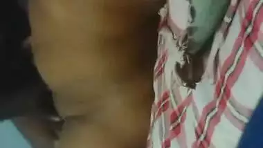 Indian Hot Aunty Pussy licking and fingering live show