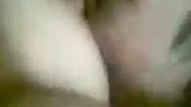 Submissive desi teen girl blows a dick