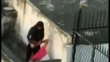 Wife gets pussy licked on balcony until her husband sees, Desi caught in mms