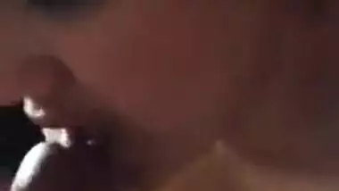 Small lund with a super motti girl